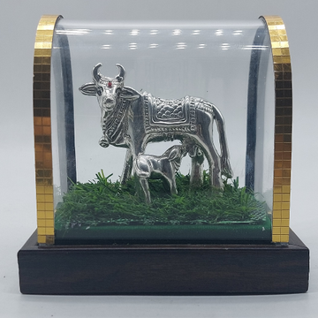 Silver Murti Cow Idol With Acrelic Box by 