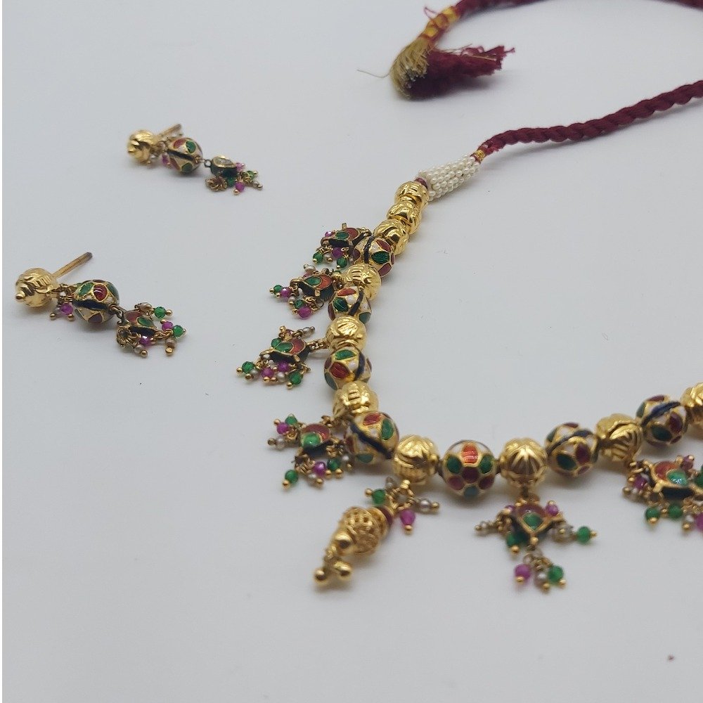 Indian traditional necklace set in jadtar