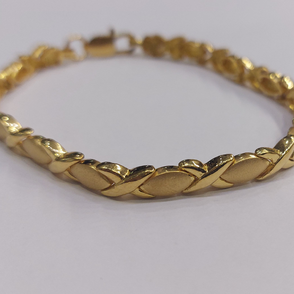 Small Diamond Line Bracelet in 14K Yellow Gold - M. Flynn